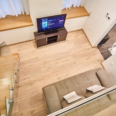 V27 Apartment | Hostaid Βουδαπέστη Εξωτερικό φωτογραφία