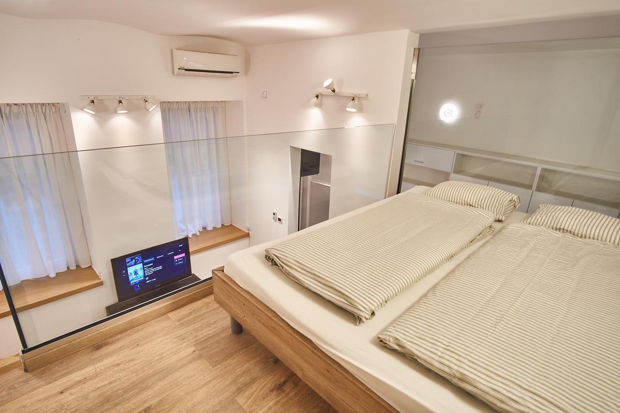 V27 Apartment | Hostaid Βουδαπέστη Εξωτερικό φωτογραφία
