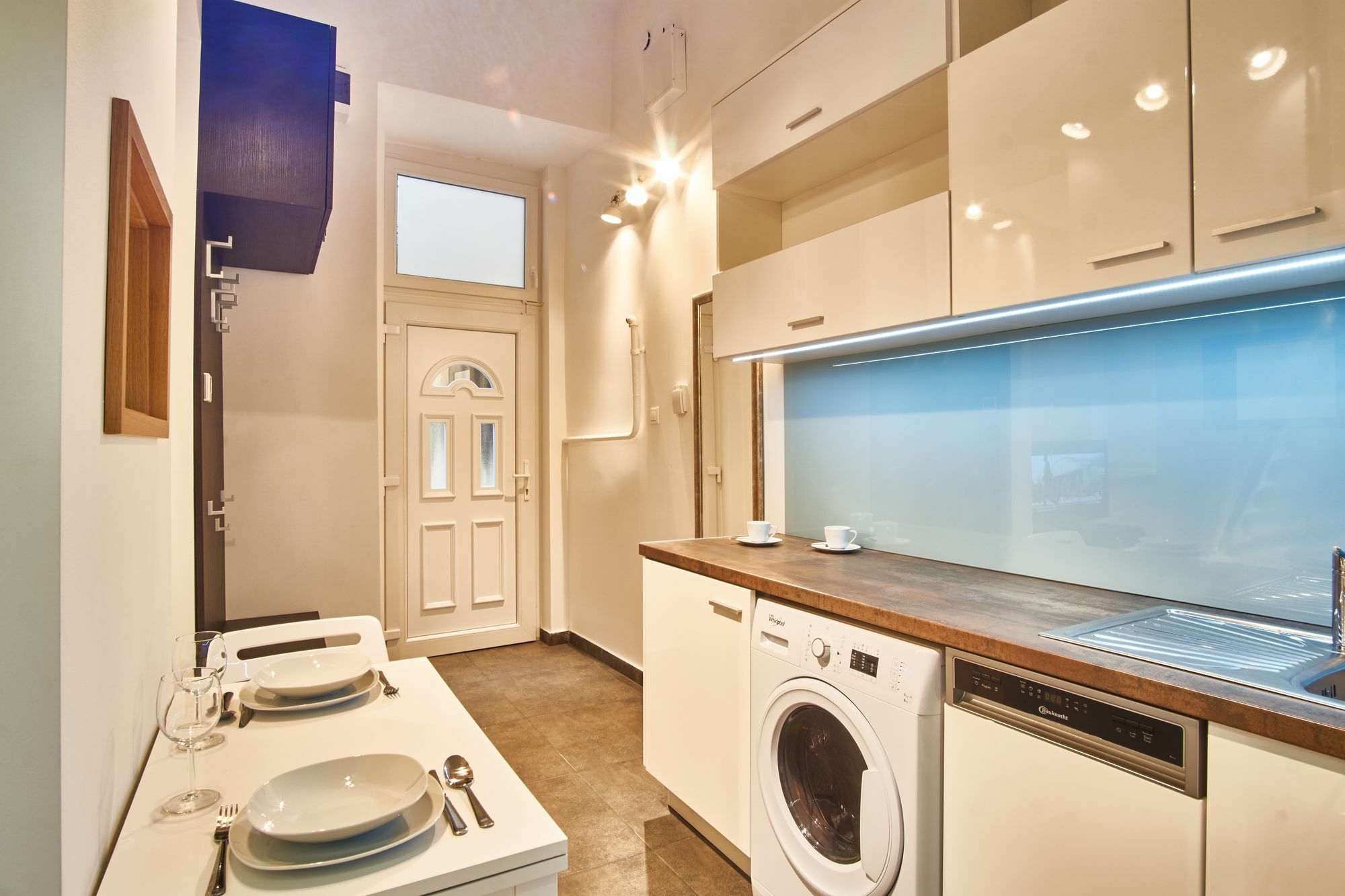 V27 Apartment | Hostaid Βουδαπέστη Εξωτερικό φωτογραφία
